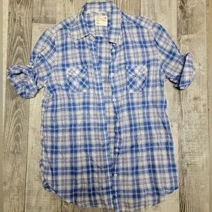 American Eagle Button Up Shirt